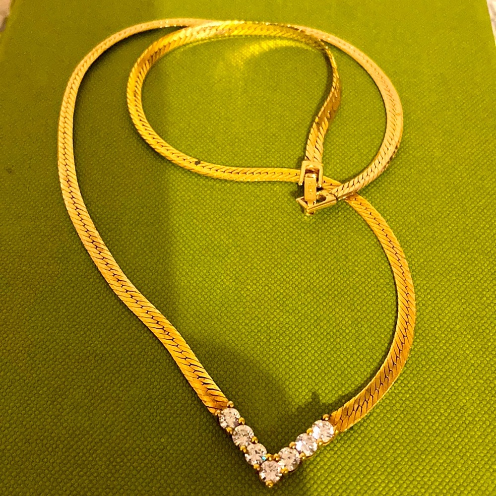 Vintage Cartier style choker with cubic zirconia ⭐️💎🦢